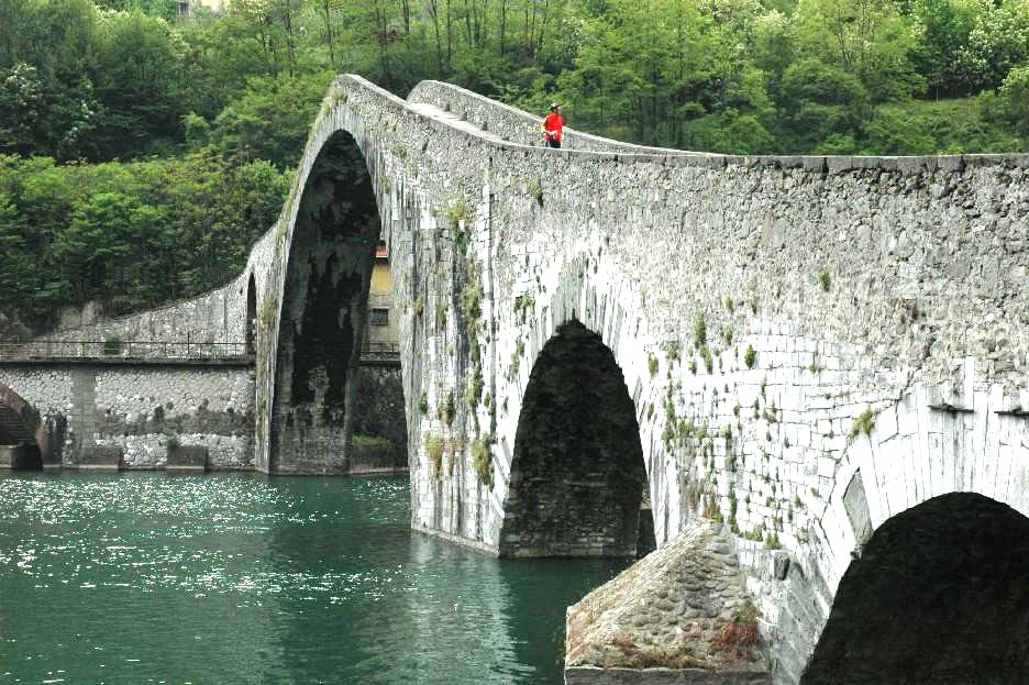 Ponte della Maddalena, Toskana, Italy (2006)